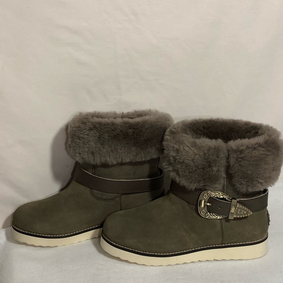 Australia Luxe Collective Shoes - 7 Australia Luxe Collective Yvent Shearling Boots